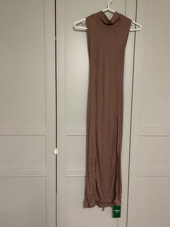 Dresses & Skirts - NWT Ribbed Hooded High Neck Long Sleeve Cut Out Tie Back Midi Casual Dress